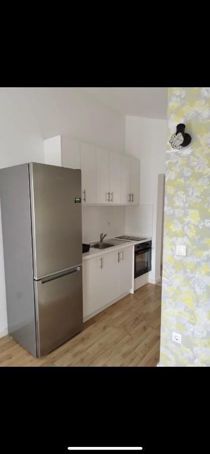 Guesthouse Villa Jurisic Novalja Ngoại thất bức ảnh