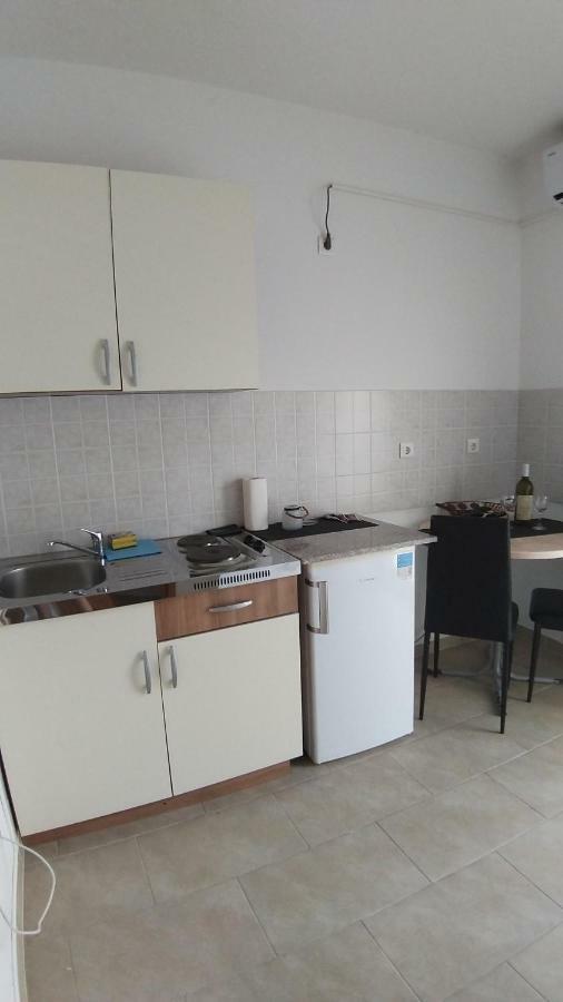 Guesthouse Villa Jurisic Novalja Ngoại thất bức ảnh